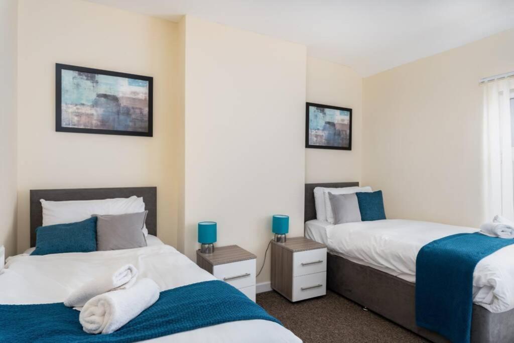 Sleeps 5, Smart Tv'S In Bedrooms Swansea Exteriör bild
